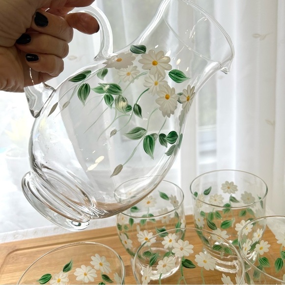 SOLD-Vintage hand painted glass pitcher and 5x water glasses - Picture 7 of 7